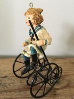 Charles Dickens ornamentje meisje op fiets, Ophalen of Verzenden