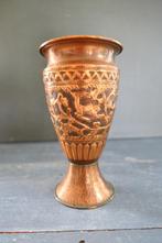 Art Deco vaas koper met springbok en druiven mooie patina, Antiek en Kunst, Antiek | Vazen, Verzenden