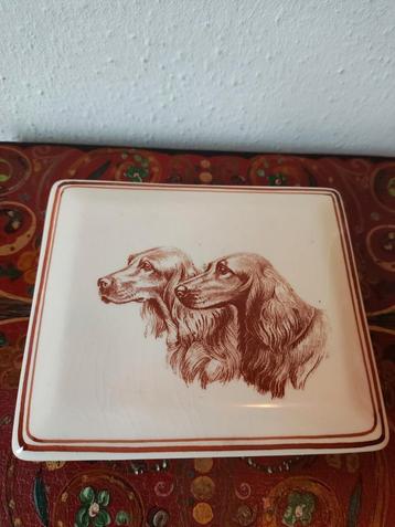 Prachtige vintage porseleinen dekseldoos van Setter Set  beschikbaar voor biedingen