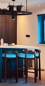 Sklum Manila barkruk barstoel beige met donker hout 75cm., Huis en Inrichting, Ophalen, 60 tot 90 cm, Zo goed als nieuw, 1 kruk