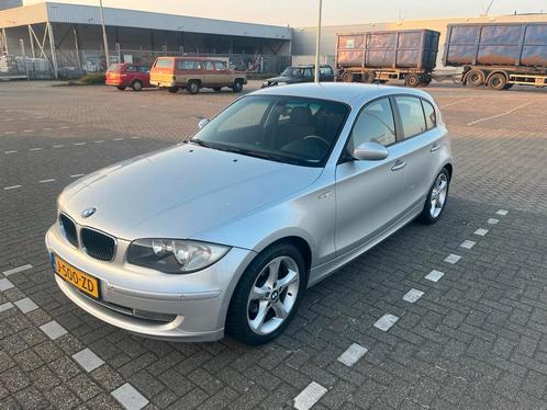 BMW 1-Serie (e87) 1.6 116I 5DR 2007 Grijs, Auto's, BMW, Particulier, 1-Serie, ABS, Airbags, Airconditioning, Bluetooth, Boordcomputer