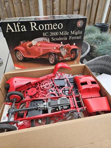 Prachtige grote 1:8 rare Alfa Romeo 8C 2600 ferrari bouwdoos beschikbaar voor biedingen