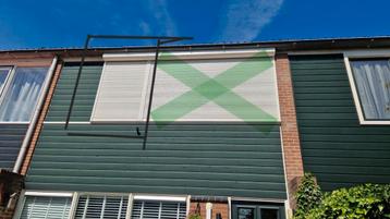 Kleine rolluiken  beschikbaar voor biedingen