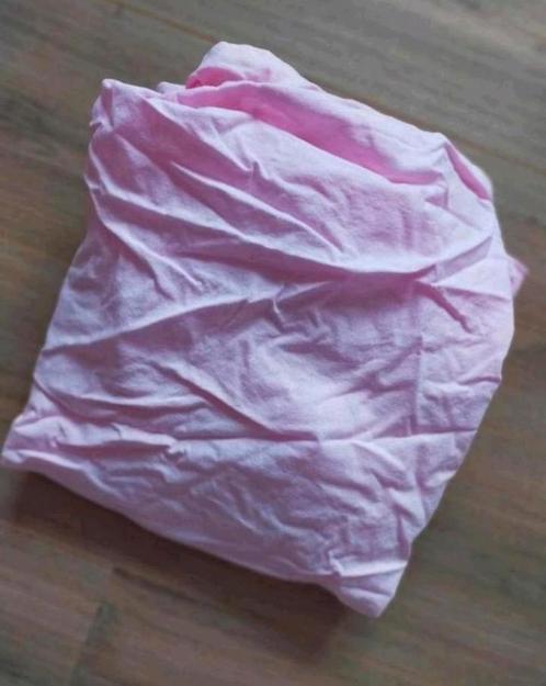 Zgan! Roze hoeslaken Wibra voor matras ledikant (60x120), Kinderen en Baby's, Kinderkamer | Beddengoed, Zo goed als nieuw, Hoeslaken of Sloop
