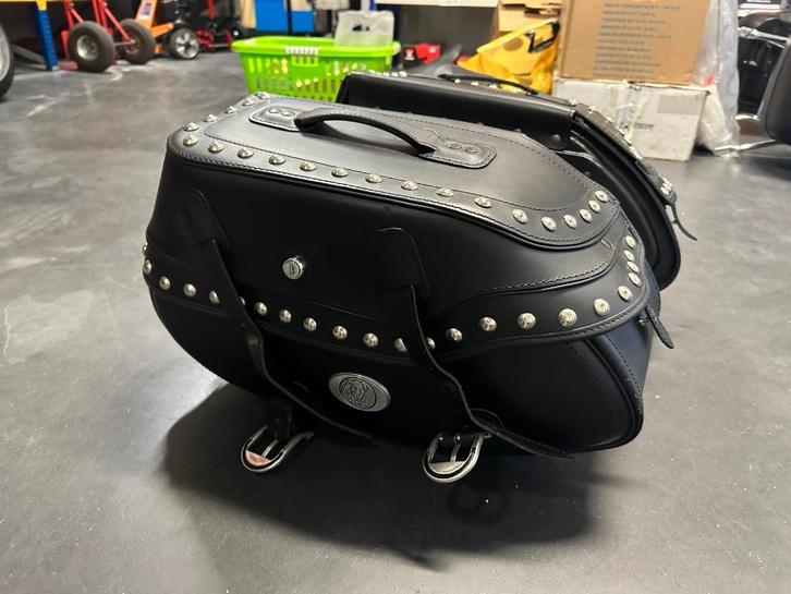 harley-davidson heritage softail zijtassen (06), Motoren, Onderdelen | Harley-Davidson, Gebruikt, Ophalen of Verzenden