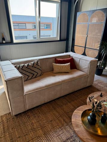 HK Living Cube Couch beschikbaar voor biedingen