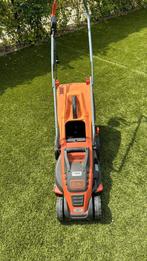 Elektrische grasmaaier Black&Decker met opvangbak 40 ltr, Ophalen of Verzenden, Zo goed als nieuw