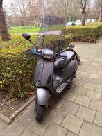 Vespa Sprint 2017, Fietsen en Brommers, Scooters | Vespa, Gebruikt, Overige modellen, Ophalen of Verzenden, Benzine