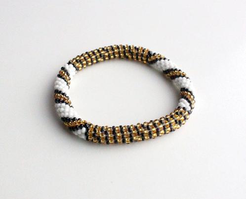 Glaskralen armband - goud wit en zwart - RB030, Sieraden, Tassen en Uiterlijk, Armbanden, Nieuw, Overige materialen, Verzenden