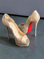 Louboutin torsatoe Heels 38, Ophalen of Verzenden, Zo goed als nieuw