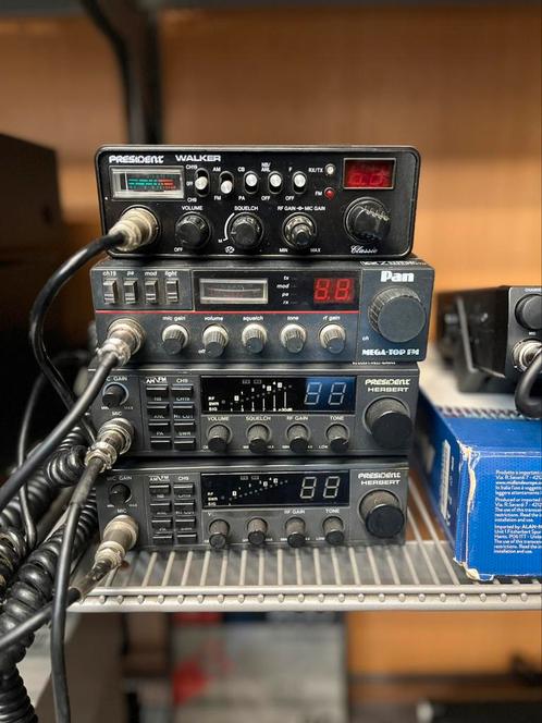 Partij 4 stuks 27 mhz bakjes oa President, Pan, Midland, Telecommunicatie, Zenders en Ontvangers, Zo goed als nieuw, Zender en Ontvanger