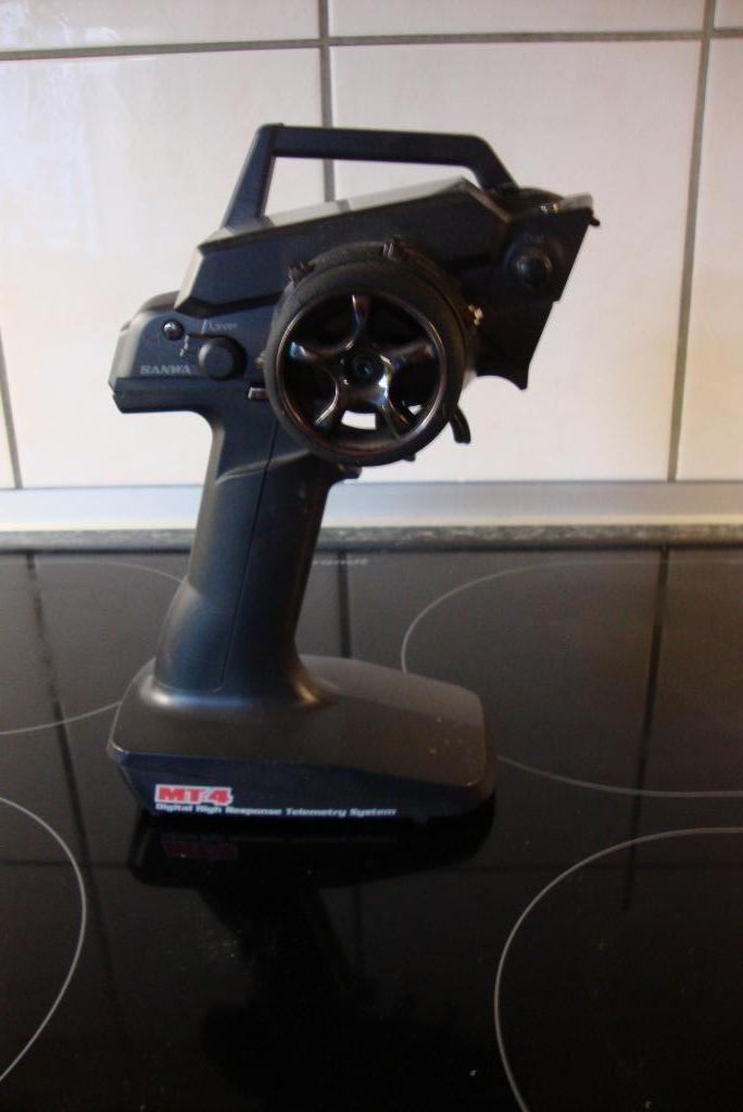 SANWA MT-4 + twee ontvangers, Hobby en Vrije tijd, Modelbouw | Radiografisch | Overige, Zo goed als nieuw, Ophalen of Verzenden