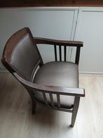 Een mooie houten stoel, Gebruikt, Bruin, Landelijk, Eén