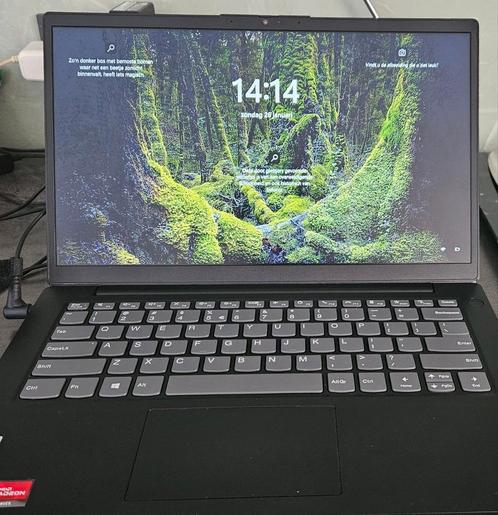 Lenovo v14 g2 Laptop, Computers en Software, Windows Laptops, Zo goed als nieuw, 14 inch, SSD, 2 tot 3 Ghz, 8 GB, Qwerty, Ophalen