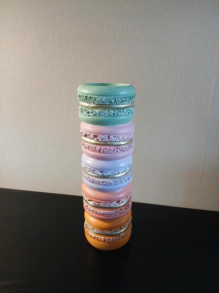 Macaron Kandelaar - Vrolijke Kaarsenhouder, Huis en Inrichting, Woonaccessoires | Kandelaars en Kaarsen, Zo goed als nieuw, Kandelaar