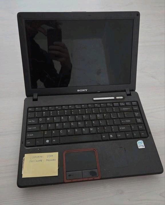 Sony Vaio PCG-6RBP Laptop - Gebruikt, Computers en Software, Windows Laptops, Gebruikt, 13 inch, HDD, Onbekend, Minder dan 4 GB