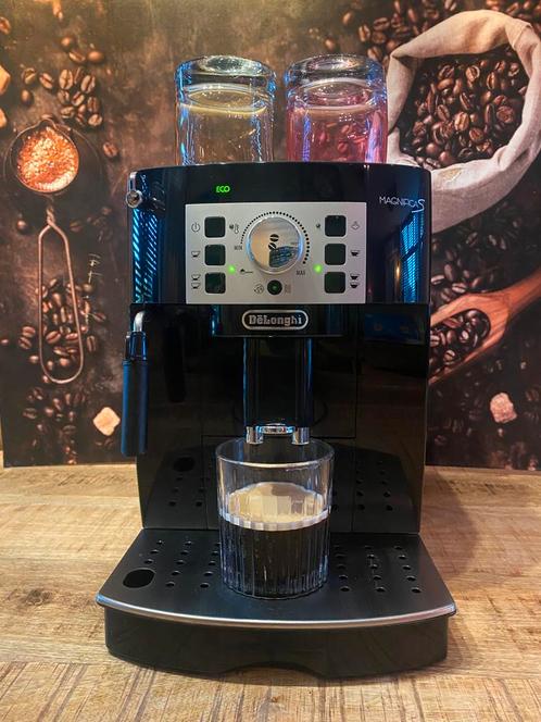 Delonghi Magnifica S Black Bonenmachine, Witgoed en Apparatuur, Koffiezetapparaten, Gebruikt, Gemalen koffie, Koffiebonen, Koffiemachine