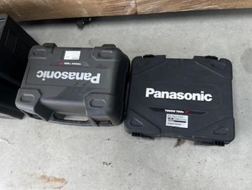 lege  nieuwe Panasonic koffers beschikbaar voor biedingen