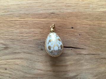 Ei Hanger beschikbaar voor biedingen