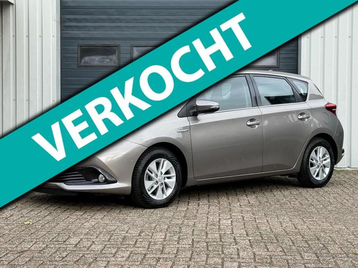 Toyota Auris 1.8 Hybrid Now 5-deurs NAVI / CLIMA / CRUISE, Auto's, Toyota, Auris, ABS, Achteruitrijcamera, Airbags, Airconditioning