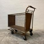 Oude vintage trolley transport kar fabriek wagen hout ijzer, Antiek en Kunst, Ophalen of Verzenden