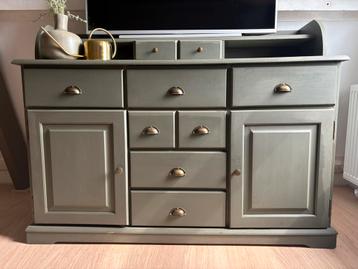Olijfgroen houten dressoir, landelijke stijl beschikbaar voor biedingen