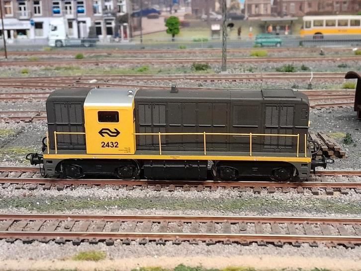 Holland Rail NS2432, Hobby en Vrije tijd, Modeltreinen | H0, Zo goed als nieuw, Locomotief, Gelijkstroom, Overige merken, NS, Ophalen of Verzenden