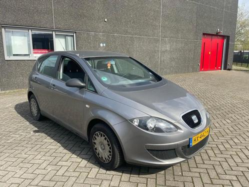 SEAT ALTEA AIRCO RADIO NIEUW APK!, Auto's, Seat, Bedrijf, Te koop, Altea, Metallic lak, Benzine, Euro 4, D, MPV, Handgeschakeld