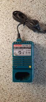 Makita DC7100 acculader, Audio, Tv en Foto, Opladers, Gebruikt, Ophalen of Verzenden