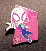 Ghost-Spider Speldje - Marvel Disneyland, Verzamelen, Speldjes, Pins en Buttons, Ophalen of Verzenden, Zo goed als nieuw, Figuurtje