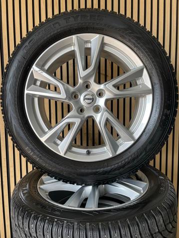 Originele 18”  Volvo XC40 Winterbanden Winterset beschikbaar voor biedingen