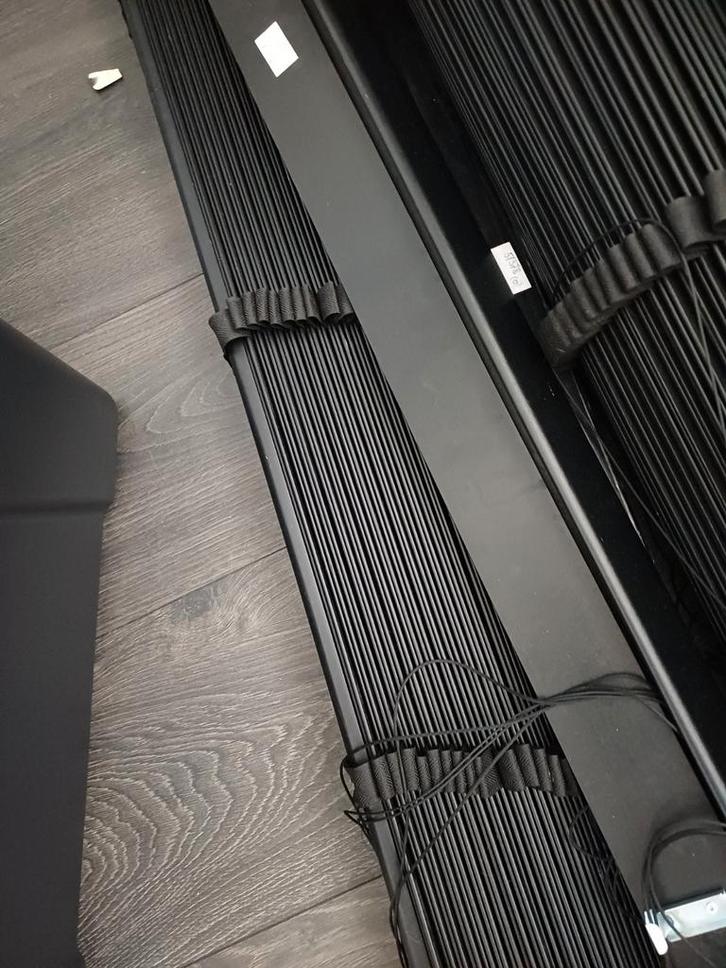 Zwarte houten luxaflex - 4 stuks, Huis en Inrichting, Stoffering | Gordijnen en Lamellen, Zo goed als nieuw, 150 tot 200 cm, 50 tot 100 cm