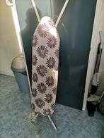 Tomado strijkplank., Witgoed en Apparatuur, Strijkijzers en Strijkplanken, Ophalen, Zo goed als nieuw