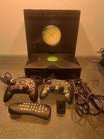 Xbox original met doos en 8 spellen, Spelcomputers en Games, Spelcomputers | Xbox Original, Met 2 controllers, Zo goed als nieuw