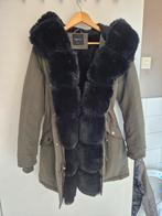 Copperrose winterjas met Faux Fur - Maat M, Kleding | Dames, Jassen | Winter, Maat 38/40 (M), Ophalen of Verzenden, Zo goed als nieuw