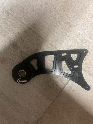 DDL Brace 50-70-100cc beschikbaar voor biedingen