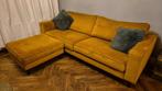 Okergele 3-zits bank met hocker, Huis en Inrichting, Banken | Bankstellen, Ophalen, Gebruikt, Driepersoons, 75 tot 100 cm