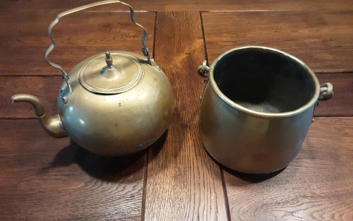 2 antieke koperen ketels, honderden jaren oud, Antiek en Kunst, Antiek | Koper en Brons, Ophalen of Verzenden