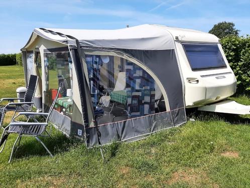 Avento Jubilé 445 TF bouwjaar 2004 met vloerverwarming, Caravans en Kamperen, Caravans, Particulier, tot en met 4, 1000 - 1250 kg