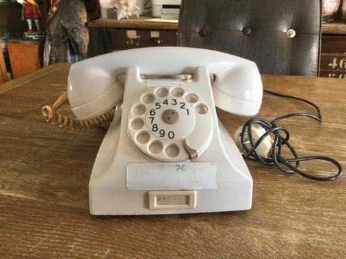VINTAGE PTT TELEFOON BAKELIET, Antiek en Kunst, Antiek | Kantoor en Zakelijk, Ophalen of Verzenden