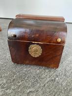 Antiek theekistje met medaillon mahonie fineer messing knop, Antiek en Kunst, Ophalen of Verzenden
