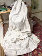 2 mooie gordijnen, Huis en Inrichting, Stoffering | Gordijnen en Lamellen, Ophalen, Crème, Gebruikt, 200 cm of meer