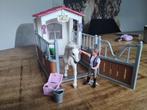 Schleich paardenbox met paard, verzorger en accessoires, Ophalen of Verzenden, Zo goed als nieuw