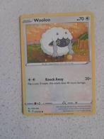 Wooloo holo 222/264, Hobby en Vrije tijd, Verzamelkaartspellen | Pokémon, Ophalen of Verzenden, Zo goed als nieuw