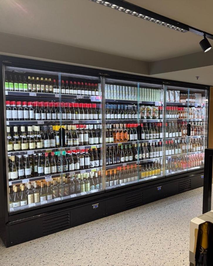 Plug- in Wandkoeling, of Vrieskasten met glazen deuren., Zakelijke goederen, Horeca | Food, Dranken, Ophalen