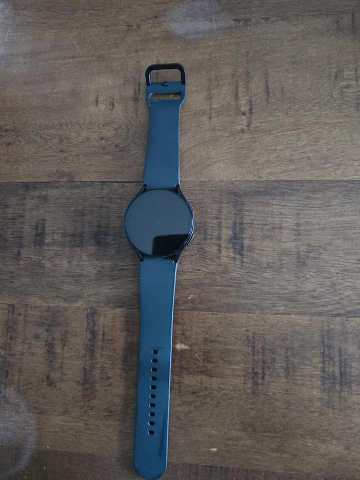 Galaxy Watch 6 LTE - Zo goed als nieuw!, Sieraden, Tassen en Uiterlijk, Smartwatches, Zo goed als nieuw, Android, Zwart, Afstand