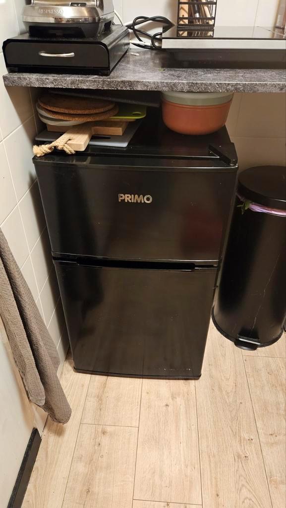 Primo Koelvriescombinatie - Tafelmodel, Prima Staat! Moet we, Witgoed en Apparatuur, Koelkasten en IJskasten, Gebruikt, Met vriesvak
