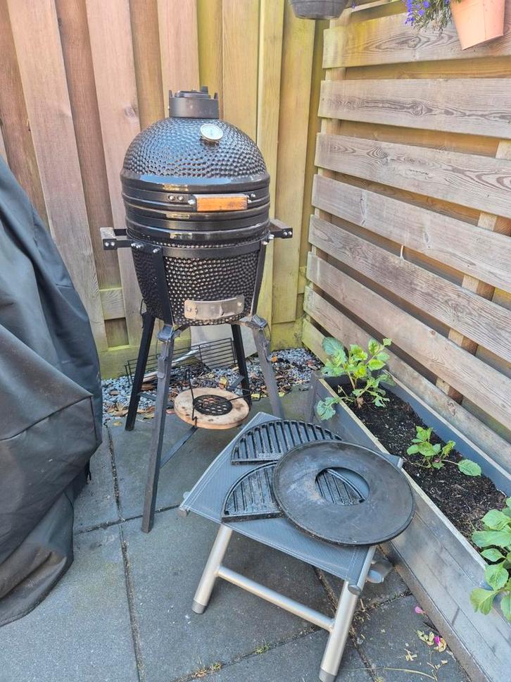 Kamado Urban Chef Compact, Tuin en Terras, Houtskoolbarbecues, Gebruikt, Ophalen