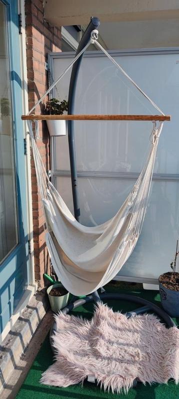 Zithangmat met Metalen Frame beschikbaar voor biedingen