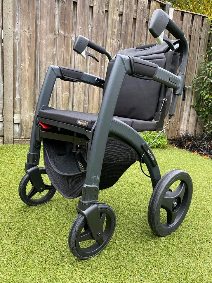 Rollz Motion 2.1 (rollator en duwrolstoel in één) Maat S !, Diversen, Rollators, Zo goed als nieuw, Lichtgewicht, Opvouwbaar, Ophalen